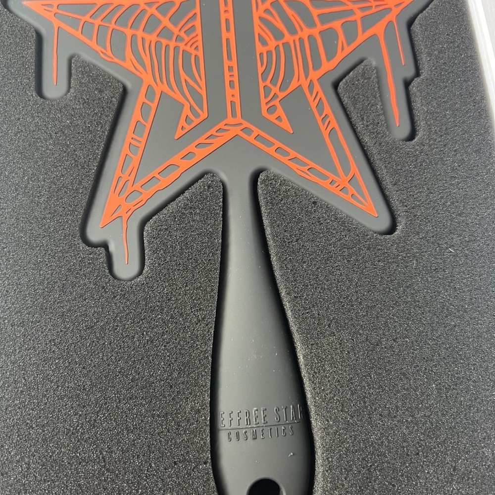 JEFFREE STAR Halloween Bundle - Makeup Case + Mirror - Picture 2 of 3